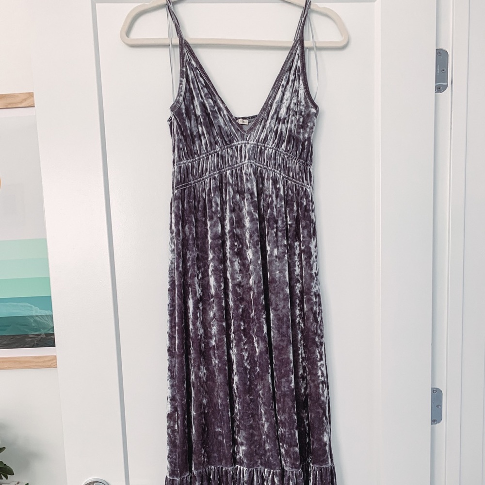 Silver Zara crushed velvet maxi dress. Like new. So flattering and comfortable!